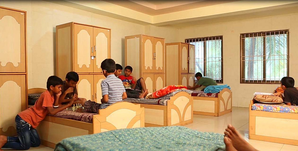 Hostel - shree swaminarayan gurukul