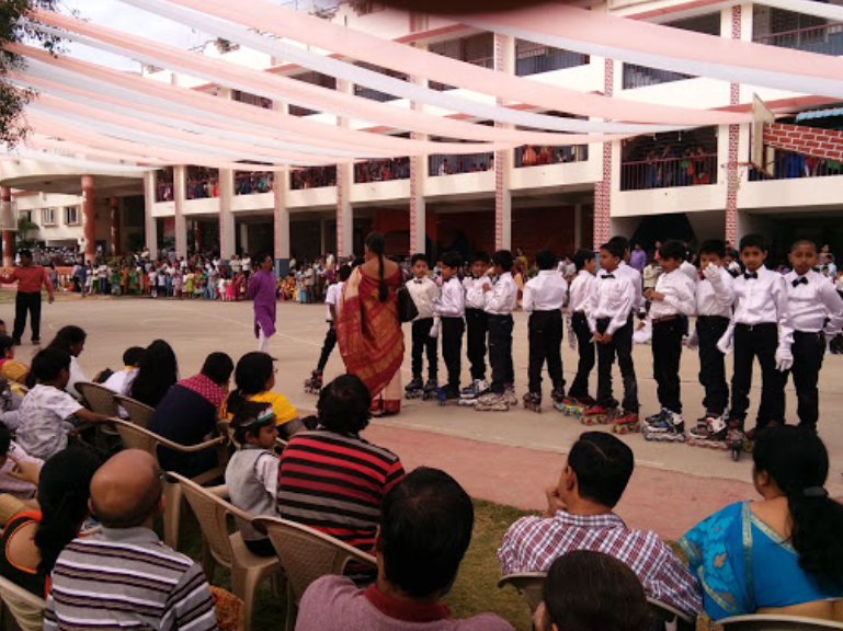 co-curricular activities at hindu public school